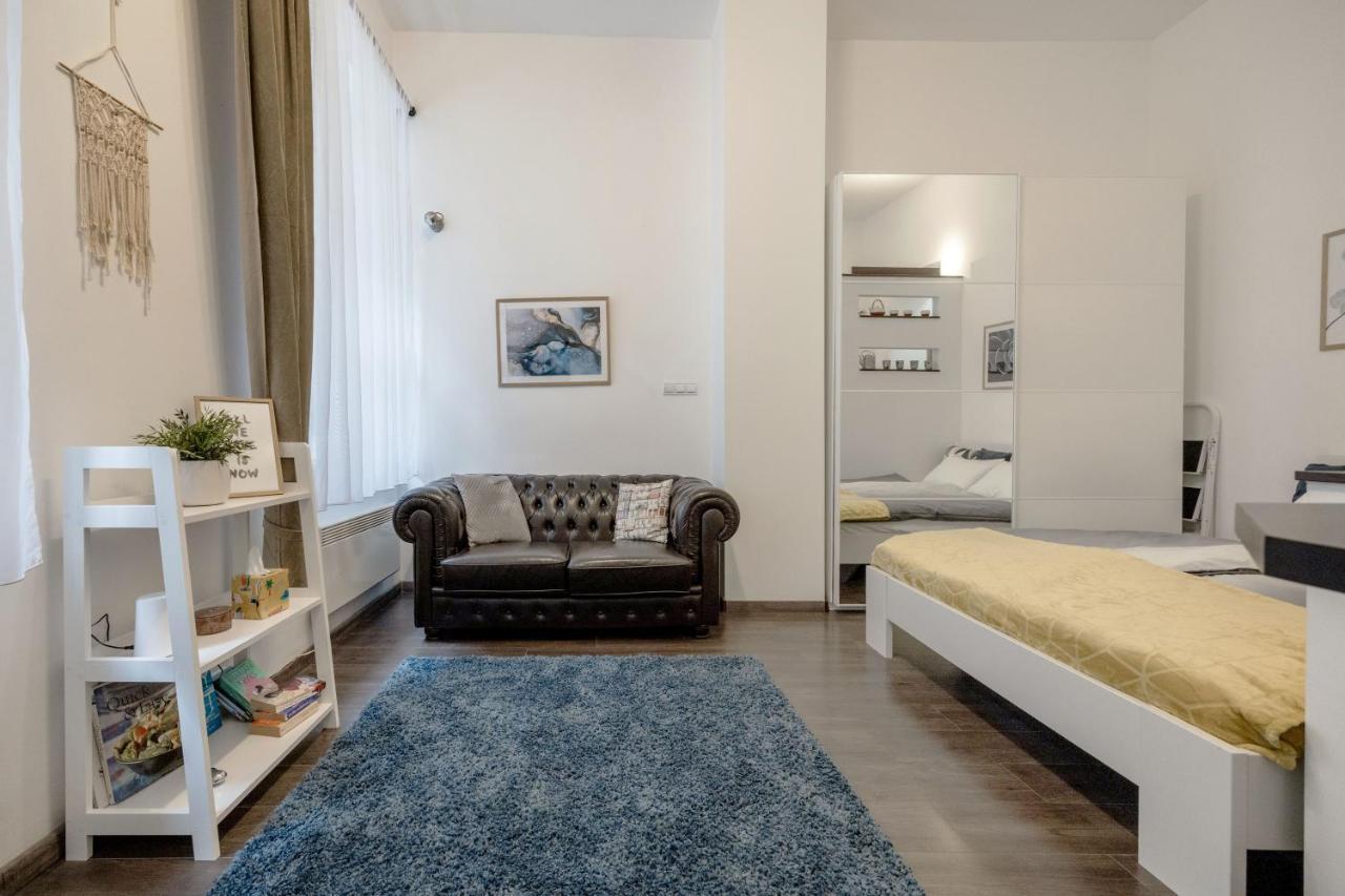 Stylish Downtown Appartamento